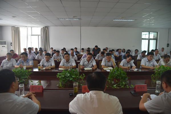 公司黨委召開(kāi)黨員發(fā)展對(duì)象、接受入黨分子 “雙推”會(huì)議