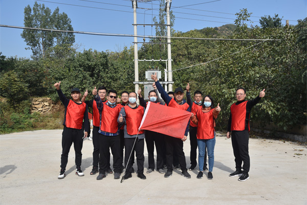 “打造和諧團隊 提升自我”  公司開展拓展培訓活動