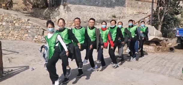 “打造和諧團隊 提升自我”  公司開展拓展培訓活動