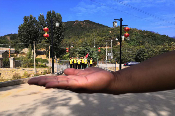 “打造和諧團隊 提升自我”  公司開展拓展培訓活動