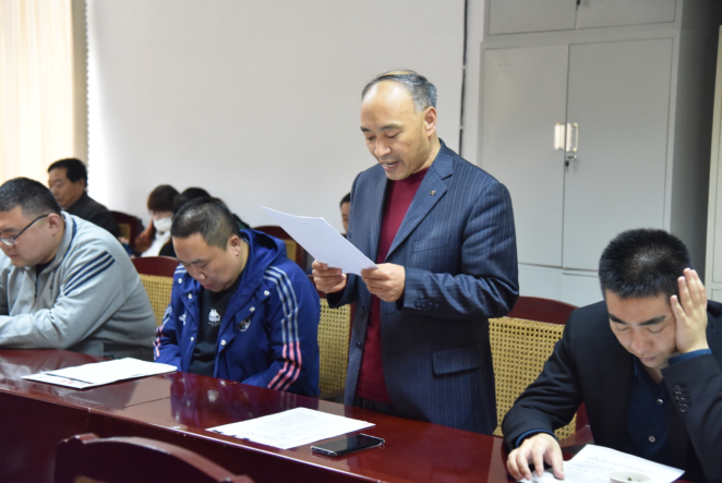 公司召開新黨員入黨宣誓儀式、黨員發(fā)展對象、入黨積極分子“雙推”會議