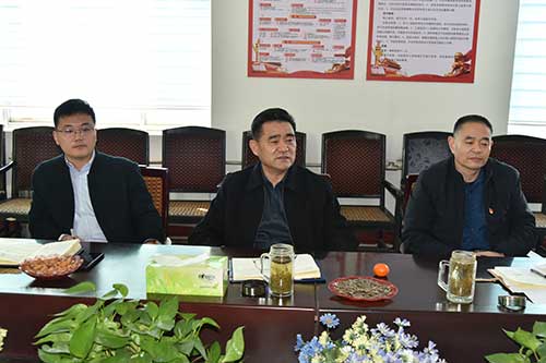 公司召開慶?！叭恕眹?guó)際婦女節(jié)座談 會(huì)