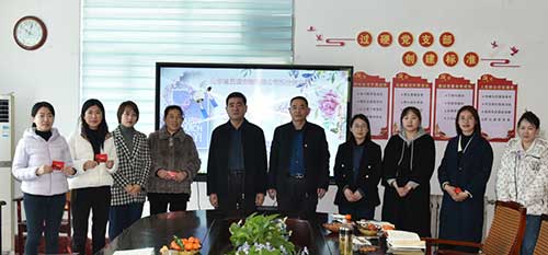 公司召開慶祝“三八”國(guó)際婦女節(jié)座談 會(huì)