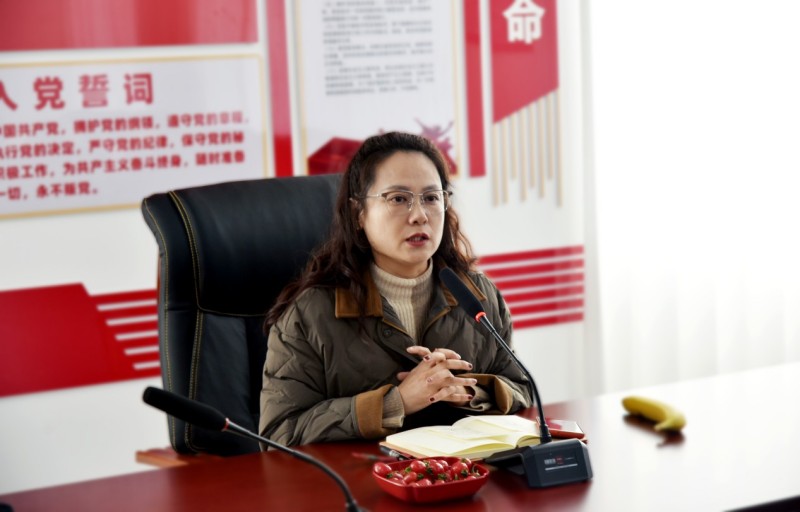 公司總部機關(guān)召開慶?！叭恕眹H婦女節(jié)座談會